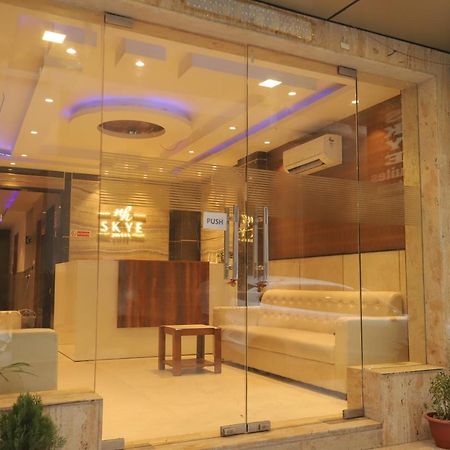 Nh Skye Suites New Delhi Exteriör bild