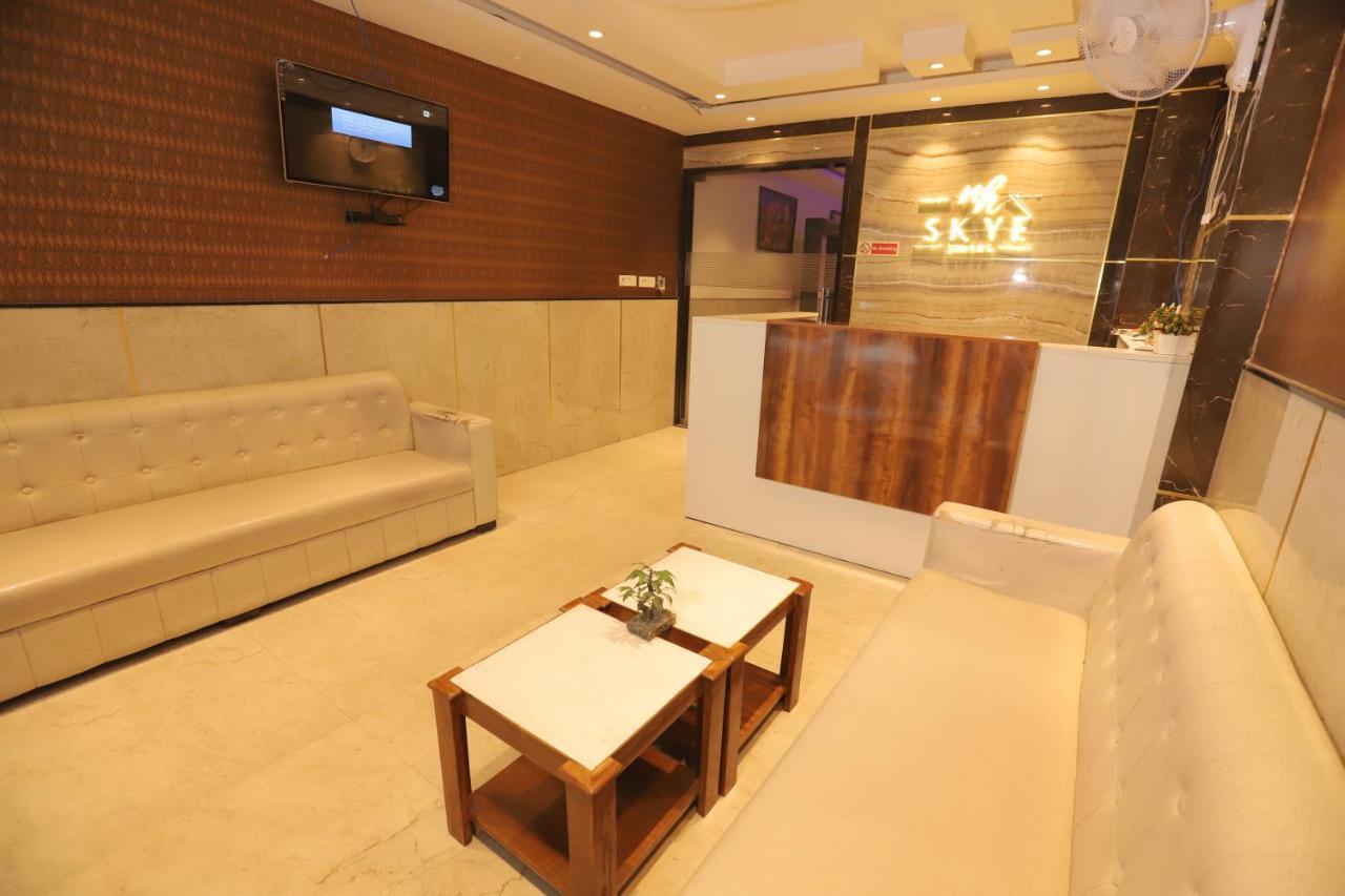 Nh Skye Suites New Delhi Exteriör bild