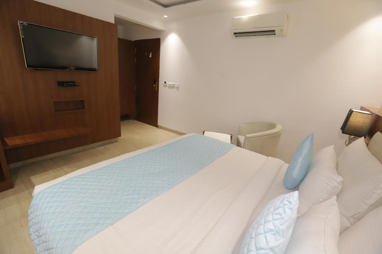 Nh Skye Suites New Delhi Exteriör bild