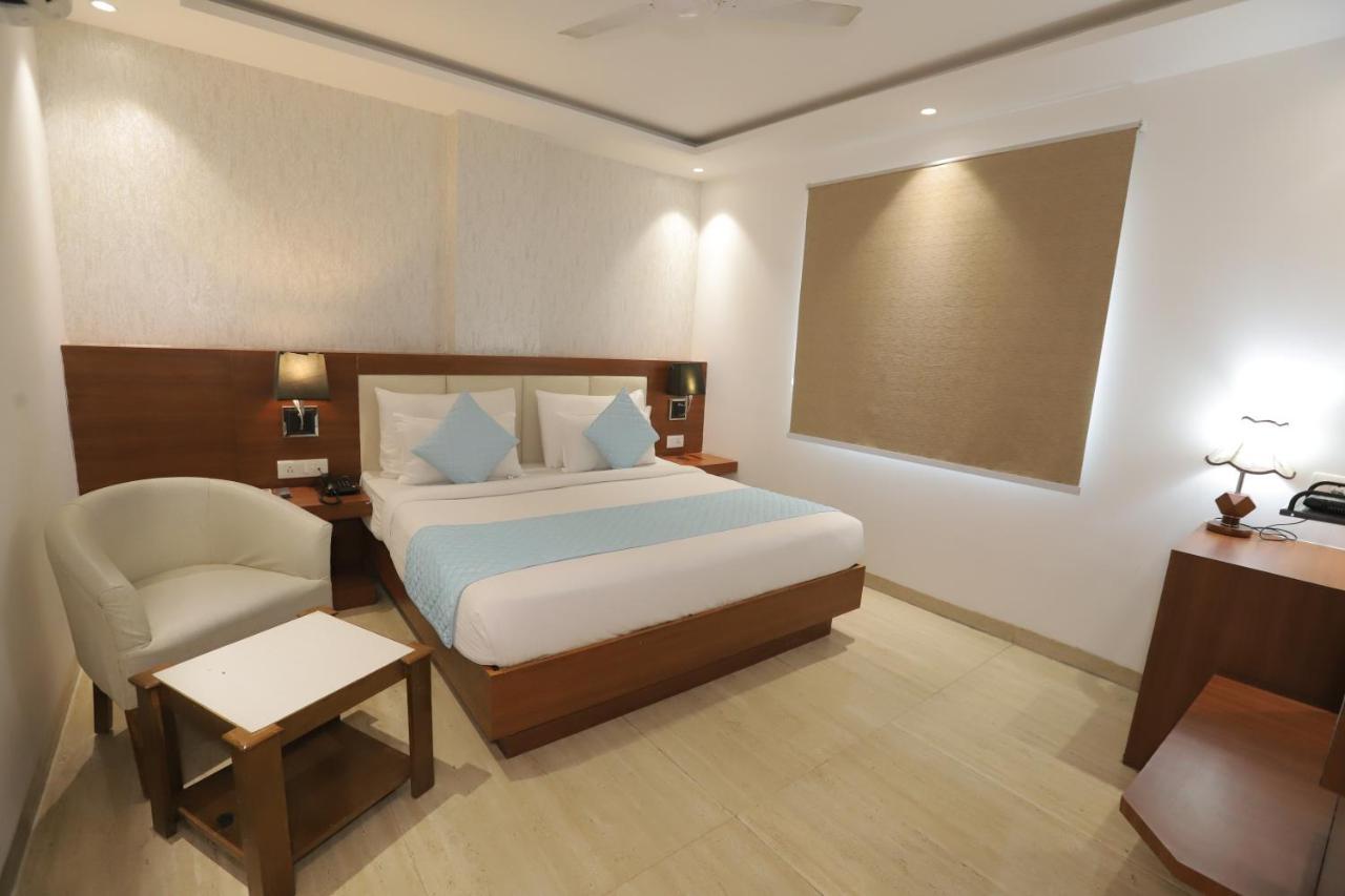 Nh Skye Suites New Delhi Exteriör bild